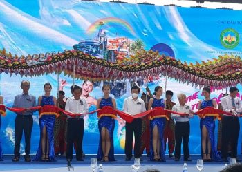Khánh thành Siêu Công viên nước lớn nhất Đông Nam Á ‘The Amazing Bay – Vịnh Kỳ diệu’