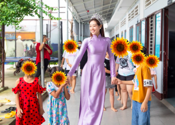 Hoa hậu Khánh Vân thực hiện lời hứa đặc biệt dành tặng các em nhỏ OBV nhân 1/6