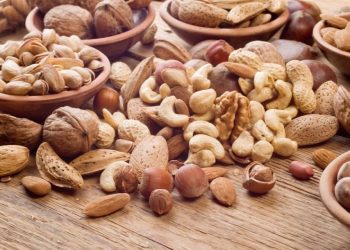 8 loại thực phẩm giúp xương chắc khỏe hơn sau 50 tuổi