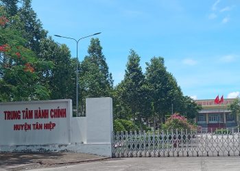 Kiên Giang: Bí thư Huyện ủy, Chủ tịch UBND huyện Tân Hiệp bị ‘tố’ khai gian tuổi