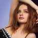 Joey King gợi cảm khi diện thiết kế của Công Trí dự lễ ra mắt phim mới