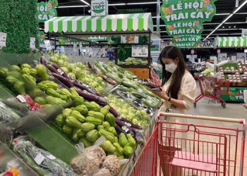 Năm 2022, bán lẻ hàng hóa và dịch vụ tiêu dùng ước đạt 5.679,9 nghìn tỷ đồng