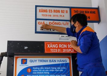 Giá xăng dầu dự báo tăng nhẹ vào chiều nay