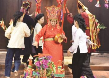 Đề xuất biện pháp quản lý, bảo vệ và phát huy giá trị di sản văn hóa phi vật thể