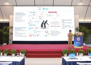 Cần làm gì để chăm sóc và bảo vệ sức khỏe người lớn tuổi?