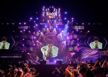 Độc lạ sân khấu School Fest: Soobin được ‘cầu hôn’, đại gia đình SpaceSpeakers bí mật cùng fan chuẩn bị sinh nhật cho Binz