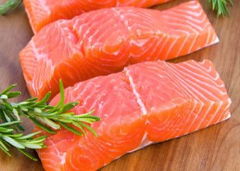 Ăn thực phẩm nào mùa hè để có làn da căng bóng, sạch mụn?