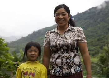 Quỹ Coca-Cola hợp tác cùng Tổ chức hỗ trợ Tài chính vi mô Kiva hỗ trợ 45,000 doanh nhân trên khắp thế giới bao gồm Việt Nam