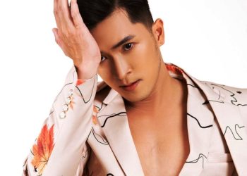 Hotboy Huỳnh Phúc Gia Khang tung bộ ảnh nam thần lịch lãm