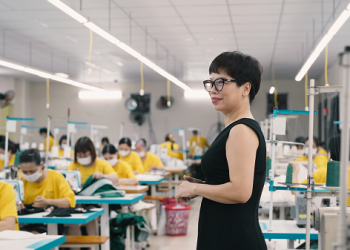 Làm chủ thương hiệu riêng, dệt may Việt tự tin gỡ khó với xuất khẩu online