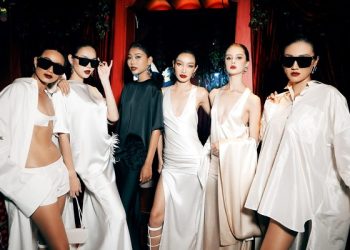 Dàn “chân dài” nóng bỏng hết cỡ đằng sau cánh gà show Công Trí