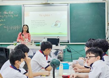 UBND TP.HCM đề xuất giảm học phí cho học sinh thành phố năm học mới