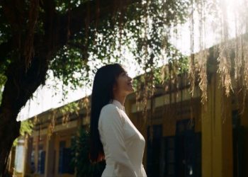 Phim “Ngày xưa có một chuyện tình” tung bộ ảnh trong trẻo đầy hoài niệm