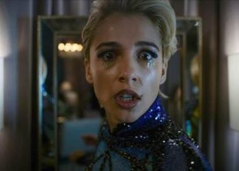 Naomi Scott đưa “Cười 2” trở lại đầy ấn tượng