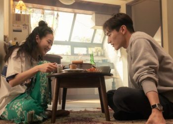 “Đôi bạn học yêu” của Kim Go Eun tung poster cực thanh xuân, ai nhìn vào cũng thấy yêu đời!