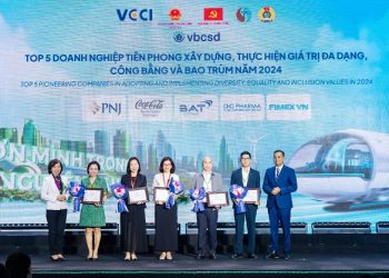 PNJ vào Top 10 doanh nghiệp phát triển bền vững năm thứ 9 liên tiếp