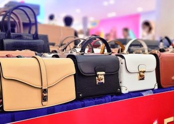 Khuyến mại lên tới 80% nhiều mặt hàng cao cấp tại TP Hồ Chí Minh