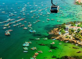 Du lịch Tết bùng nổ: Số lượt khách quốc tế đến Việt Nam tăng gần 300%,  Phú Quốc trở thành điểm đến hàng đầu của du khách quốc tế