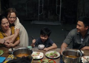 “Dịu dàng màu nắng”: Bộ phim đầy cảm xúc về đời sống công nhân thời hiện đại