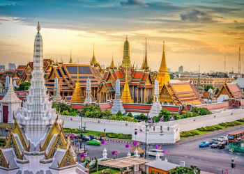 Việt Nam hút gần 11 triệu du khách quốc tế nửa đầu 2025