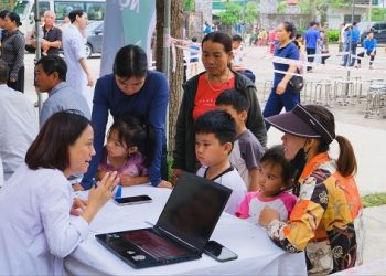 Hơn 1.700 người dân Nghệ An được khám bệnh miễn phí trong chương trình thiện nguyện có EleNova đồng hành