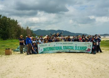 Hơn 200 tình nguyện viên cùng chung tay làm sạch 1,3 tấn rác biển – Lan tỏa tinh thần “Changemaking Beauty”