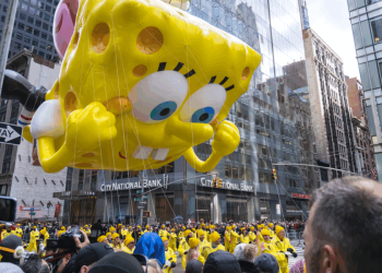 Chú bé bọt biển SpongeBob xứng danh thương hiệu hoạt hình “quốc dân”: 26 năm vẫn được giới trẻ yêu thích như ngày đầu!