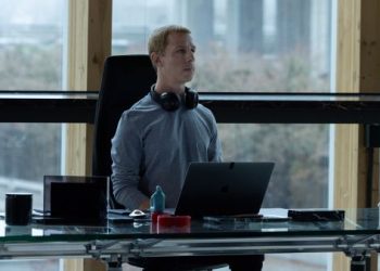 Nữ diễn viên đoạt giải Oscar đối đầu với Mark Zuckerberg trong “The Social Reckoning”